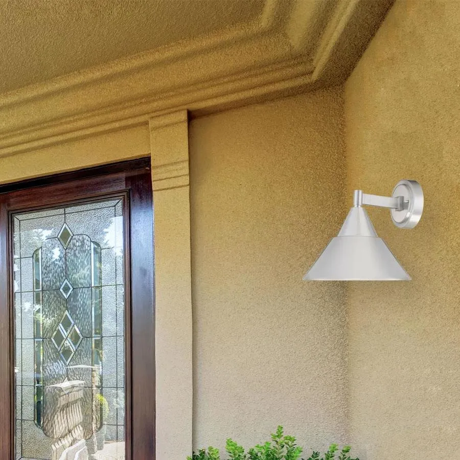 Designers Fountain Fremont 8.5-in H Brushed Aluminum LED Outdoor Wall Light ENERGY STAR, photo 3 of 4