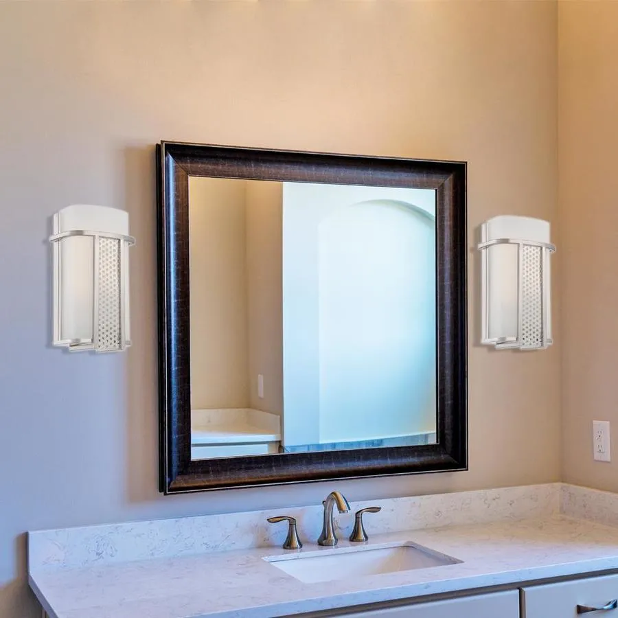 Designers Fountain Lucern 6.5-in W 1-Light Satin Platinum Modern/Contemporary Wall Sconce ENERGY STAR, photo 3 of 4