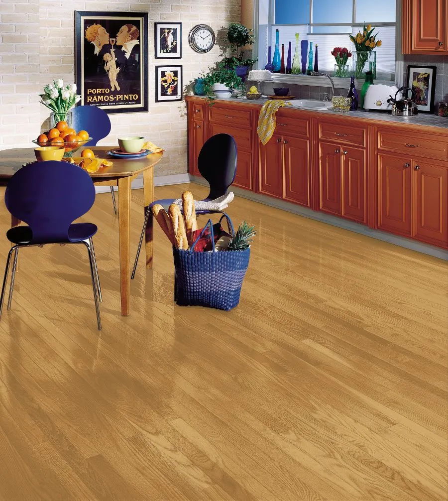 Bruce Manchester 2.25-in Natural Oak Smooth/Traditional Solid Hardwood Flooring (20-sq ft), photo 4 of 9