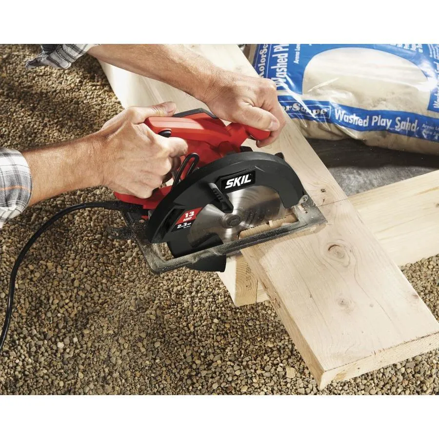 SKIL 13-Amp 7-1/4-in Corded Circular Saw with Steel Shoe, photo 4 of 9