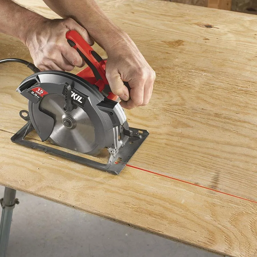 SKIL 15-Amp 7-1/4-in Corded Circular Saw with Steel Shoe, photo 5 of 10