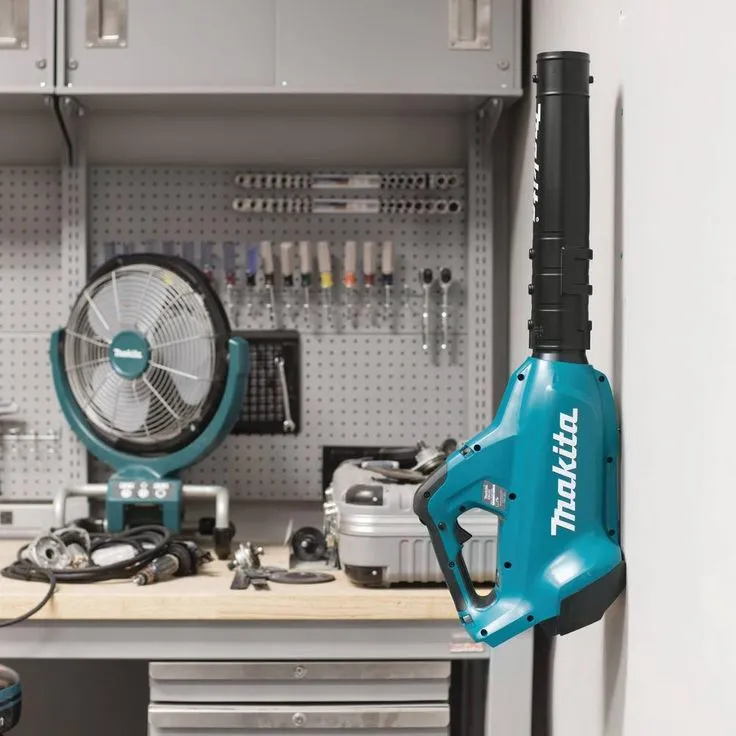 Makita 120 MPH 473 CFM 18-Volt X2 (36-Volt) LXT Lithium-Ion Cordless Brushless Leaf Blower with Bonus Flat End Nozzle, photo 9 of 11