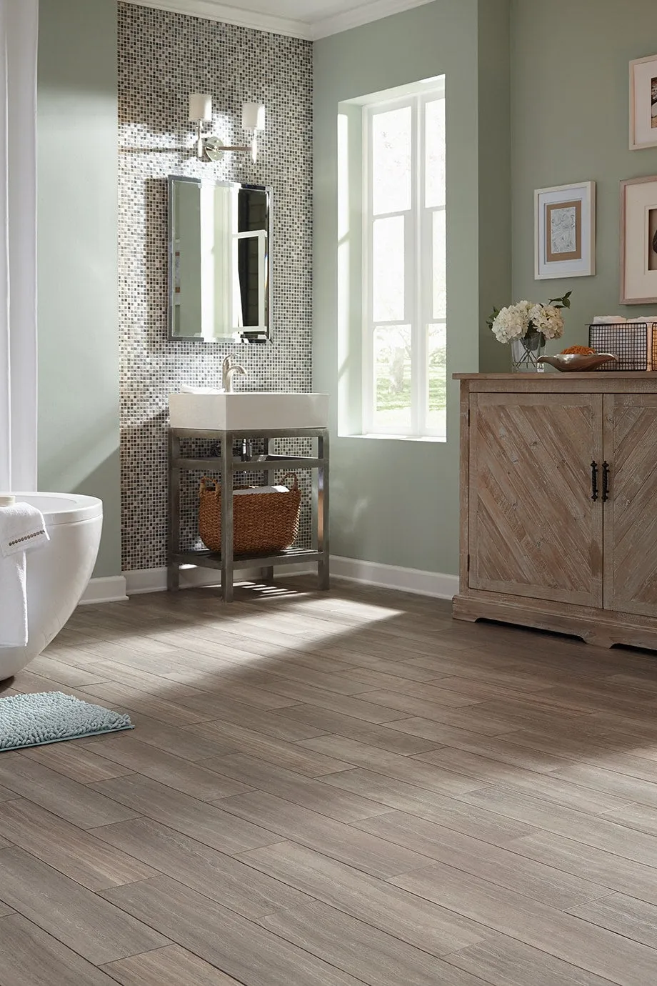 Style Selections Chateau 6-in x 24-in Groutable Water Resistant Peel and Stick Luxury Flooring (1-sq ft), photo 5 of 8