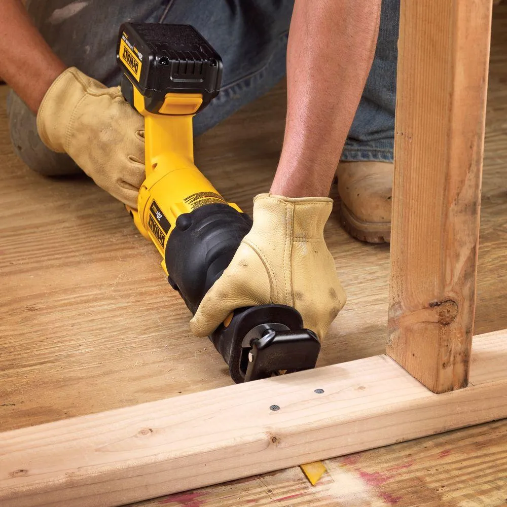 DEWALT 20-Volt MAX Li-Ion Cordless Reciprocating Saw (Tool-Only) with 20-V Max Li-Ion Starter Kit with 4.0 Ah Battery & Charger, photo 9 of 13