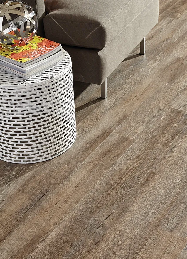 Style Selections Driftwood 6-in W x 36-in L x 2-mm Peel-and-Stick Vinyl Plank Flooring, 3-mil Wear Layer (1.5-sq ft Piece), photo 4 of 8