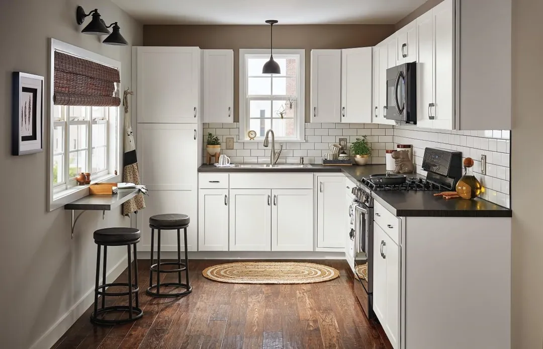 Diamond NOW Arcadia 30-in W x 18-in H x 12-in D White Wall Fully Assembled Cabinet (Recessed Panel Shaker Door Style), photo 4 of 13