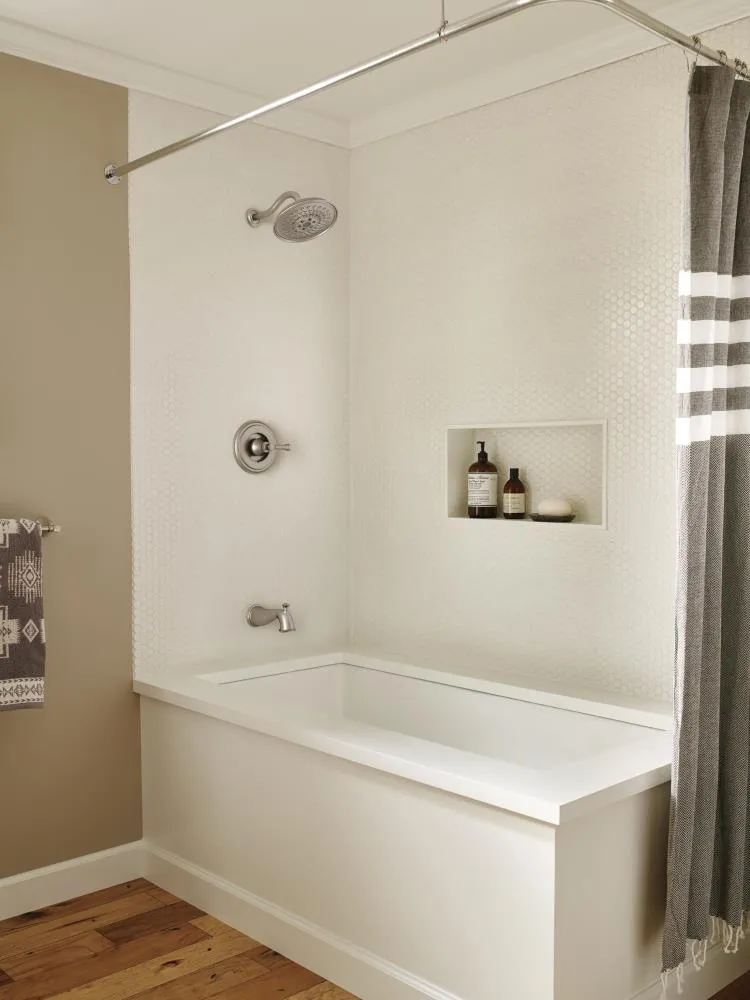 Delta Valdosta with H2Okinetic Technology SpotShield Brushed Nickel 1-Handle Bathtub and Shower Faucet with Valve, photo 6 of 6