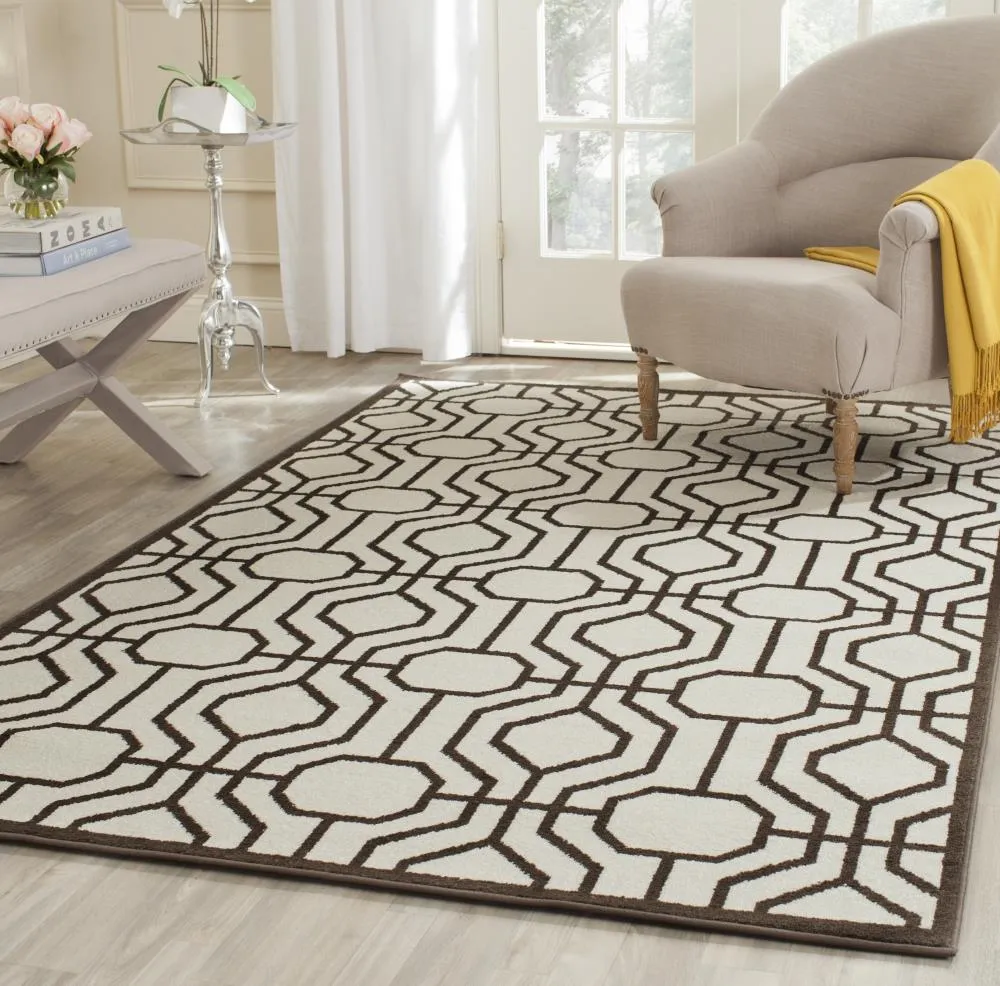 Safavieh Eva 5 x 8 Ivory/Brown Indoor/Outdoor Geometric Area Rug, photo 2 of 3