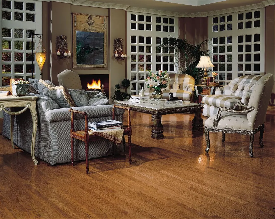 Bruce Natural Choice Gunstock Oak 2-1/4-in W x 5/16-in T x 84-in Smooth/Traditional Solid Hardwood Flooring (40-sq ft / Carton), photo 2 of 6