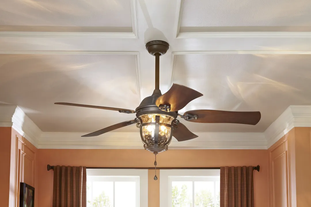 Harbor Breeze Lake Placido 52-in Black Iron Indoor/Outdoor Ceiling Fan with Light, 5-Blade, Incandescent, photo 17 of 18
