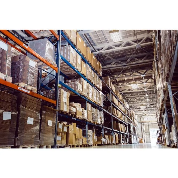 Commercial Electric 19 in. White Integrated LED Dimmable Linear High Bay with Adjustable Up Light, at 20000 Lumens, 5000K Daylight, photo 4 of 7