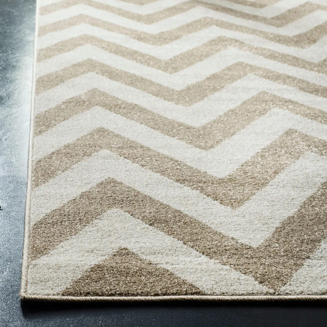 Safavieh Amherst Bellport 10 x 14 Wheat/Beige Indoor Chevron Mid-Century Modern Area Rug, photo 3 of 7