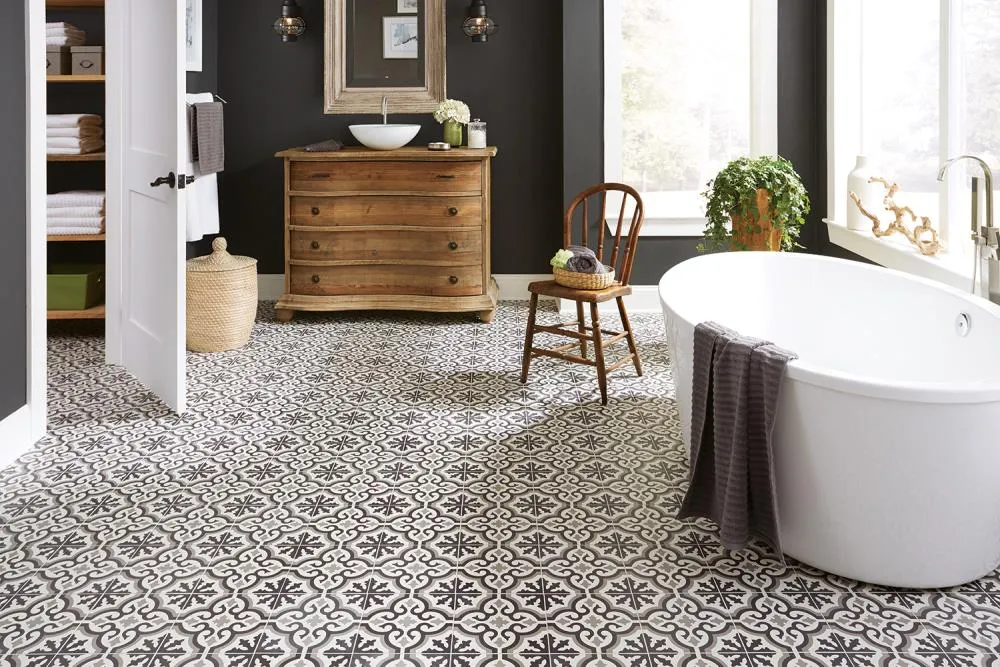 Style Selections Charlotte Black and White 9-in x 9-in Groutable Water Resistant Peel and Stick Vinyl Tile Flooring (0.5625-sq ft), photo 6 of 7