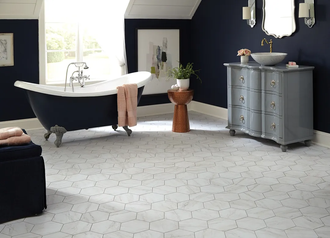 Style Selections Grecian Marble 7-3/4-in x 9-in Groutable Water Resistant Peel and Stick Vinyl Tile Flooring (0.3699-sq ft), photo 4 of 7