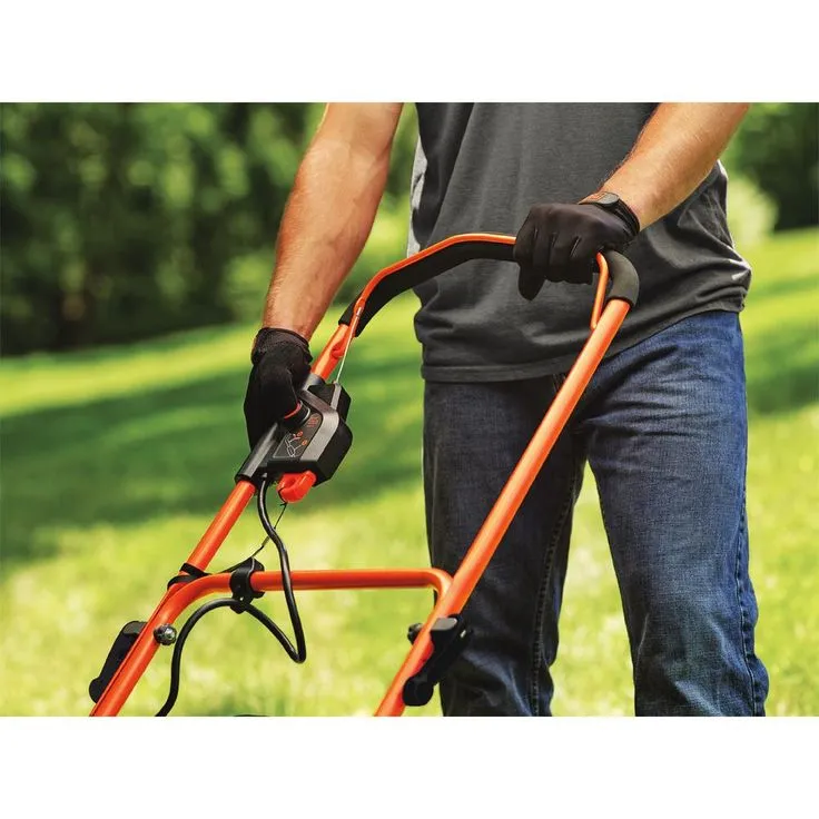 BLACK+DECKER 20 in. 60V Lithium Ion Cordless Walk Behind Push Mower with (2) 2.5Ah Batteries and Charger Included, photo 7 of 12