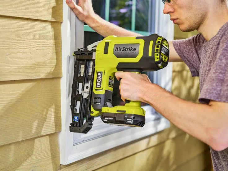 RYOBI 18-Volt ONE+ Lithium-Ion Cordless AirStrike 16-Gauge 2-1/2 in Straight Finish Nailer Kit with 1.3 Ah Battery and Charger, photo 5 of 10