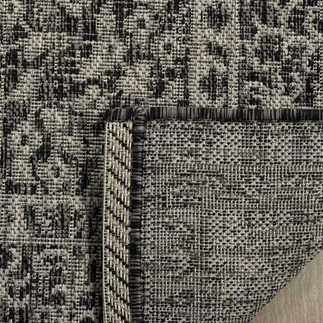 Safavieh Courtyard Napa 7 x 7 Light Gray/Black Round Indoor/Outdoor Floral/Botanical Coastal Area Rug, photo 4 of 5