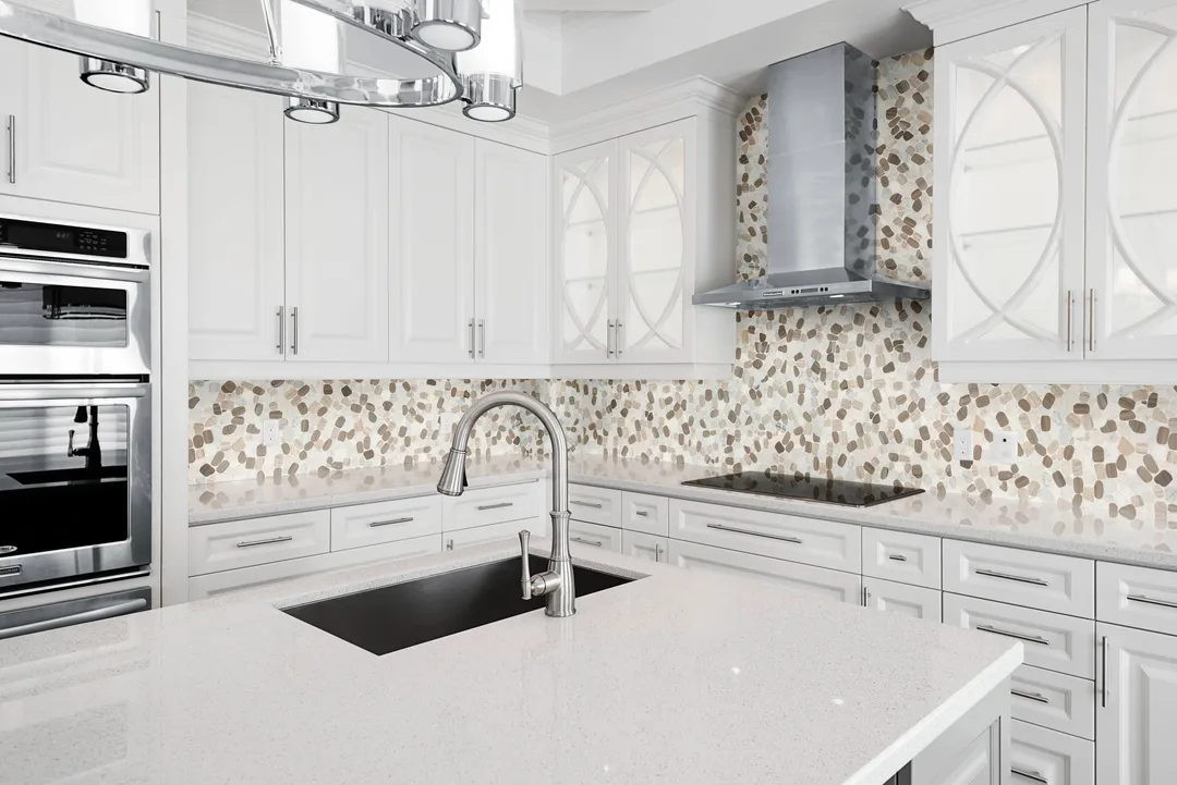 Satori Mixed Warm Blend 12-in x 12-in Honed Natural Stone Marble Pebble Floor and Wall Tile (9.6-sq ft/Carton), photo 7 of 8