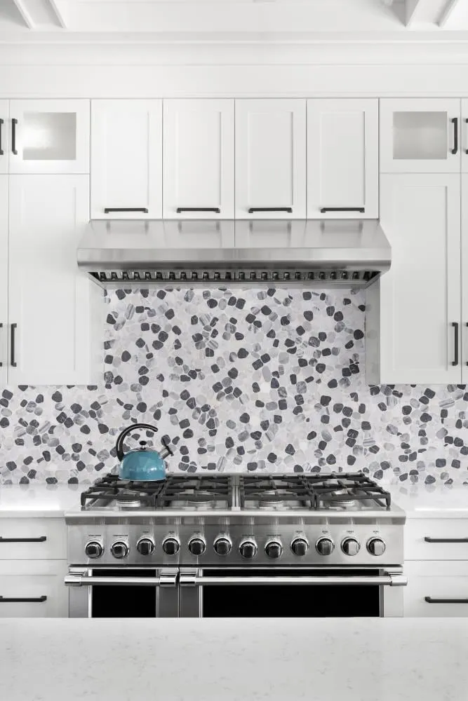 Satori 10-Pack Mixed Carrara Nero 12-in x 12-in Honed Natural Stone Pebble Marble Look Floor and Wall Tile, photo 10 of 11