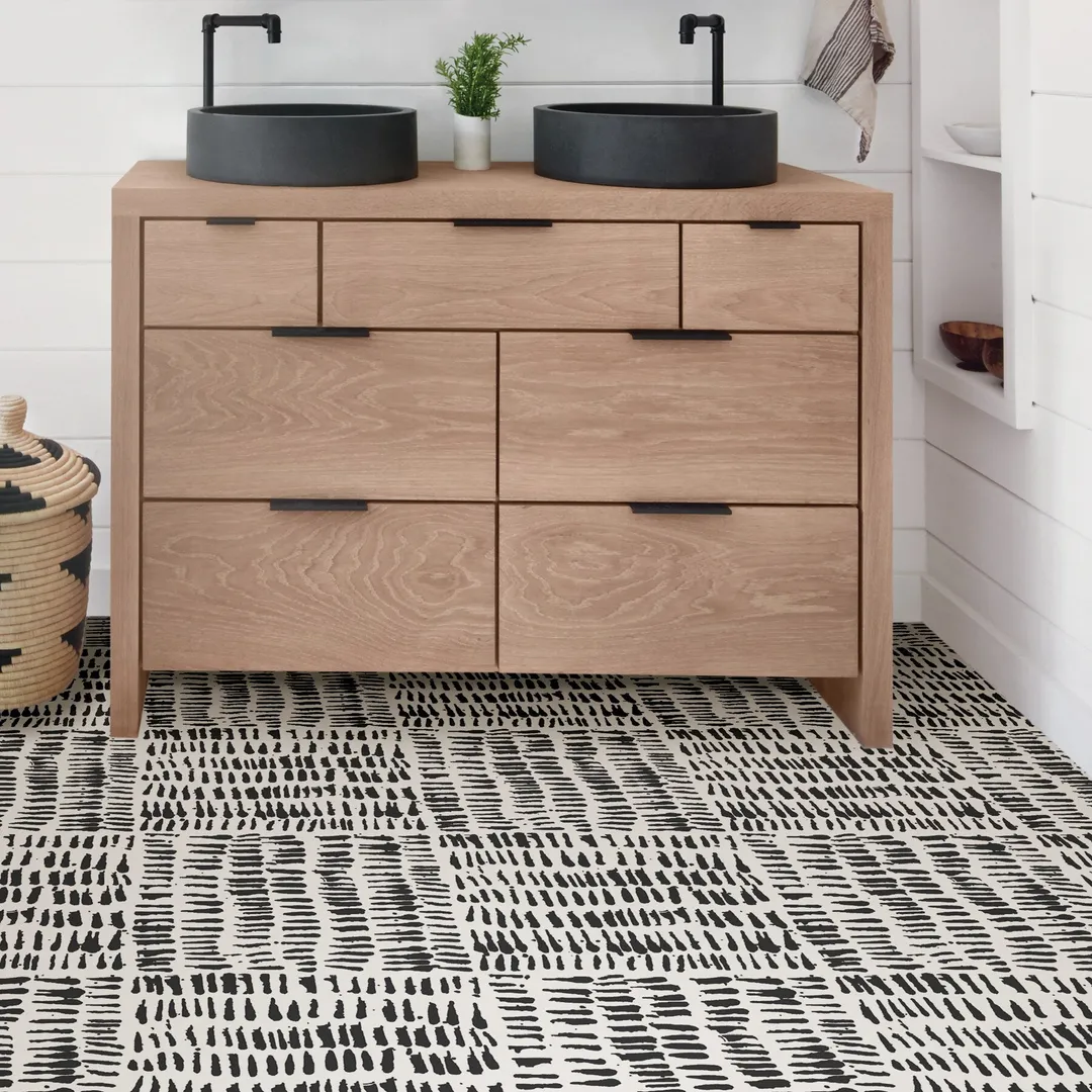 FloorPops Noleby 20-Piece 12-in x 12-in Black Peel-and-Stick Vinyl Floor Tile, photo 4 of 8