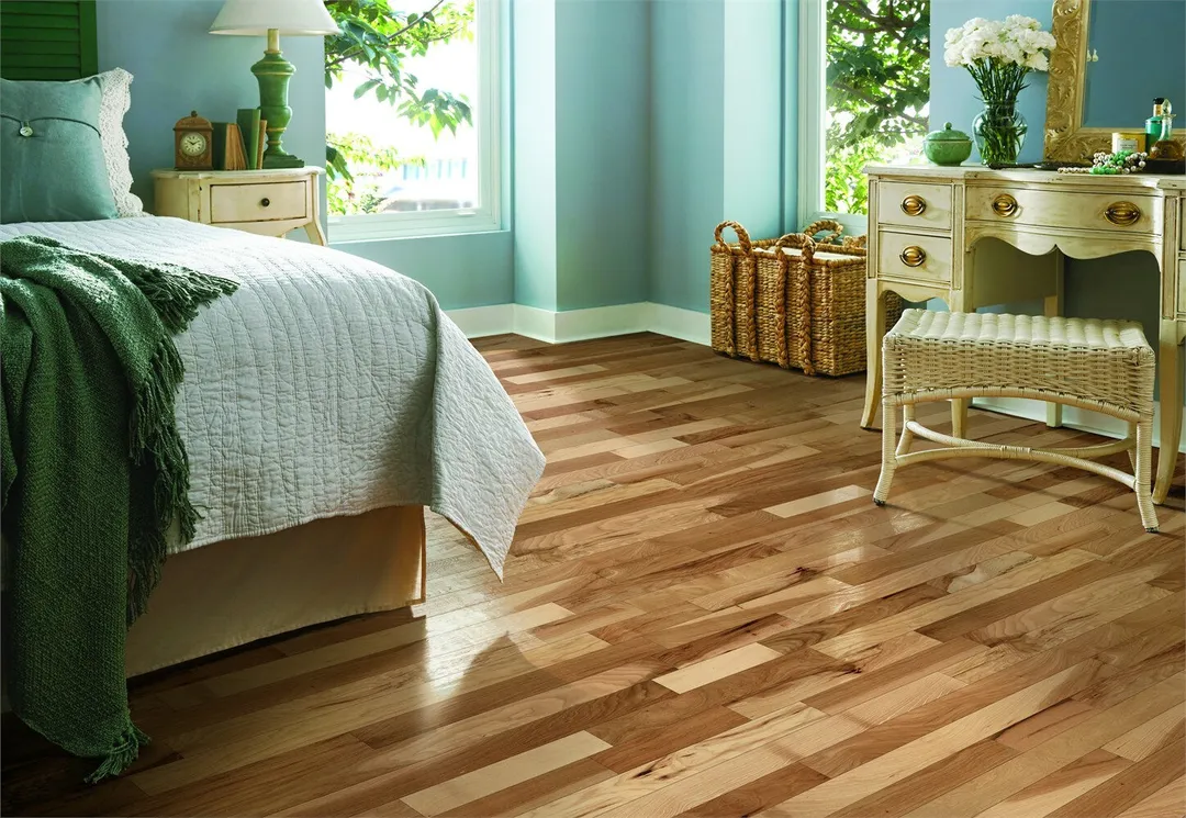 Bruce Frisco Prefinished Country Natural Hickory Smooth/Traditional 3/4-in Solid Hardwood Flooring Sample, photo 6 of 6