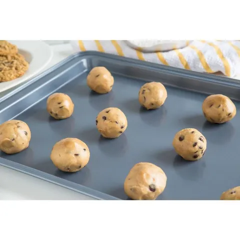 17 × 11 in Preferred Non-Stick Cookie Pan