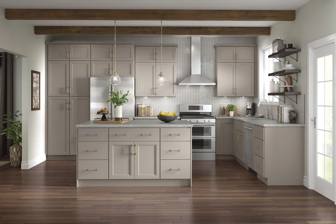 Diamond NOW Wintucket 15-in W x 35-in H x 23.75-in D TrueColor Cloud Gray Door and Drawer Base Cabinet, Fully Assembled, photo 2 of 6