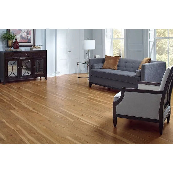 Style Selections Lawrenceville Hickory 12-mm T x 8-in W x 48-in L Wood Plank Laminate Flooring (15.94-sq ft / Carton), photo 3 of 7