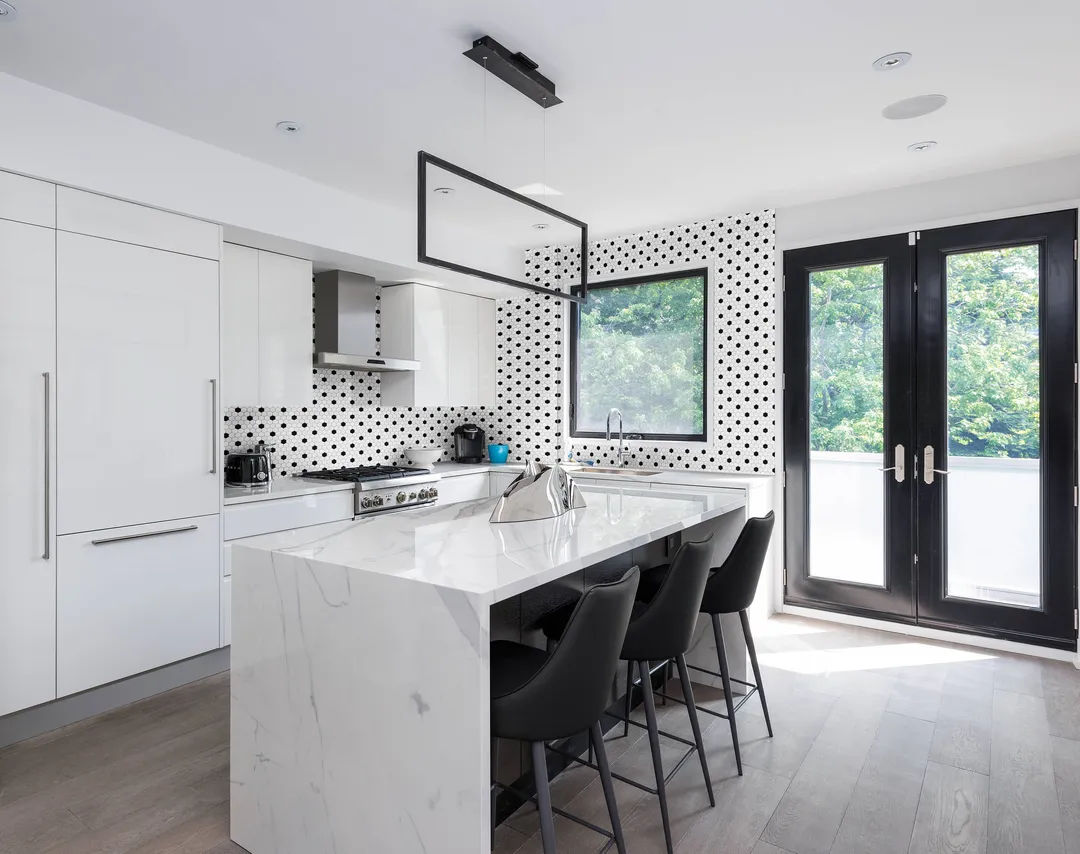 Satori Hudson Brilliant White and Black 10-in x 12-in Matte Porcelain Hexagon Mosaic Wall Tile (0.82-sq. ft/ Piece), photo 5 of 11