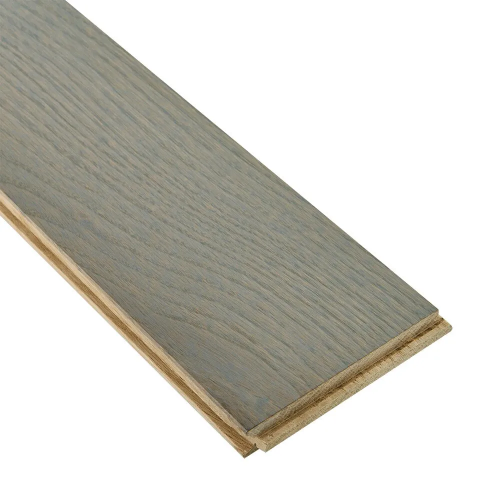 Bruce Nature of Wood Light Gray White Oak 4-in W x 3/4-in T x Varying Length Smooth/Traditional Solid Hardwood Flooring (18.5-sq ft / Carton), photo 3 of 6