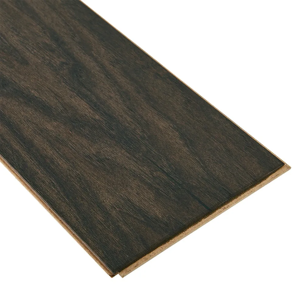 Bruce Nature of Wood Medium Brown Hickory 6-1/2-in W x 3/8-in T x Varying Length Handscraped Engineered Hardwood Flooring (30.5-sq ft / Carton), photo 3 of 5