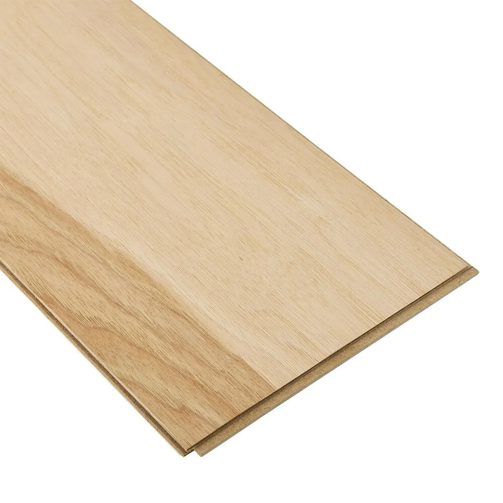Bruce Nature of Wood Natural Hickory 6-1/2-in W x 3/8-in T x Varying Length Handscraped Engineered Hardwood Flooring (39.5-sq ft / Carton), photo 3 of 5