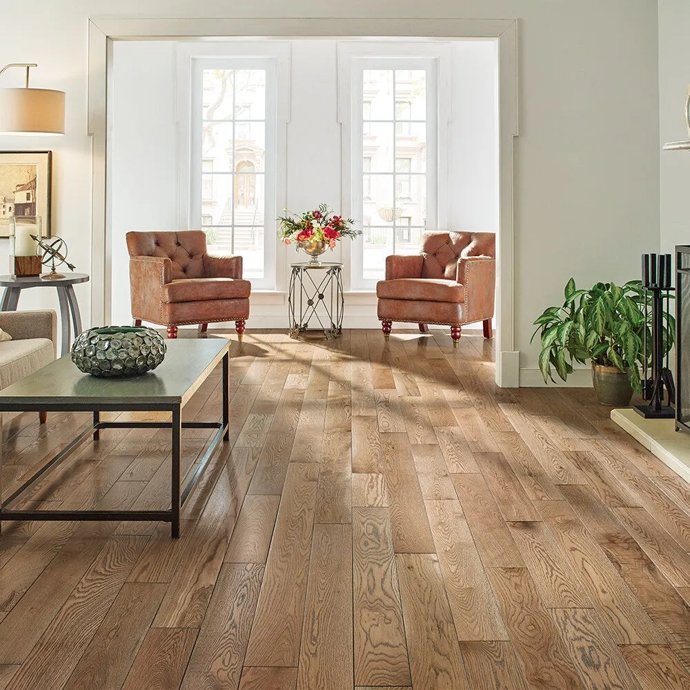 Bruce Nature of Wood Tan Red Oak 5-in W x 3/4-in T x Varying Length Wirebrushed Solid Hardwood Flooring (23.5-sq ft / Carton), photo 2 of 6