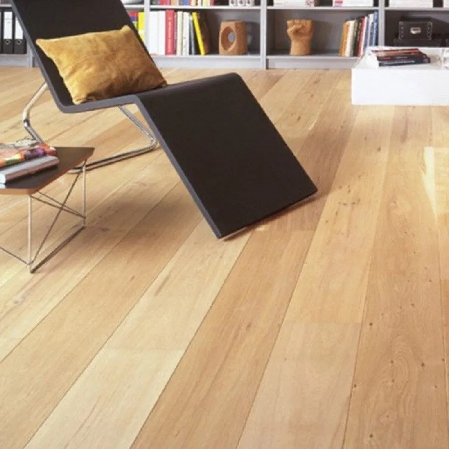 Flooors by LTL Natural lacquer Tan Oak 19/32-in T x 7-31/64-in W Wirebrushed Engineered Hardwood Flooring ( 31.08-sq ft / Carton ), photo 2 of 7