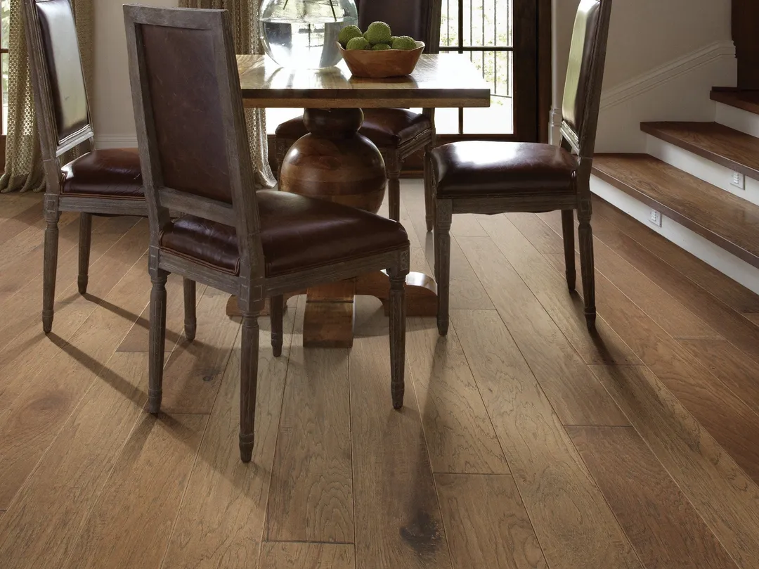 Shaw Harper Sepia Hickory 3/8-in T x 6-3/16-in W Handscraped Engineered Hardwood Flooring ( 30.48-sq ft / Carton ), photo 2 of 7