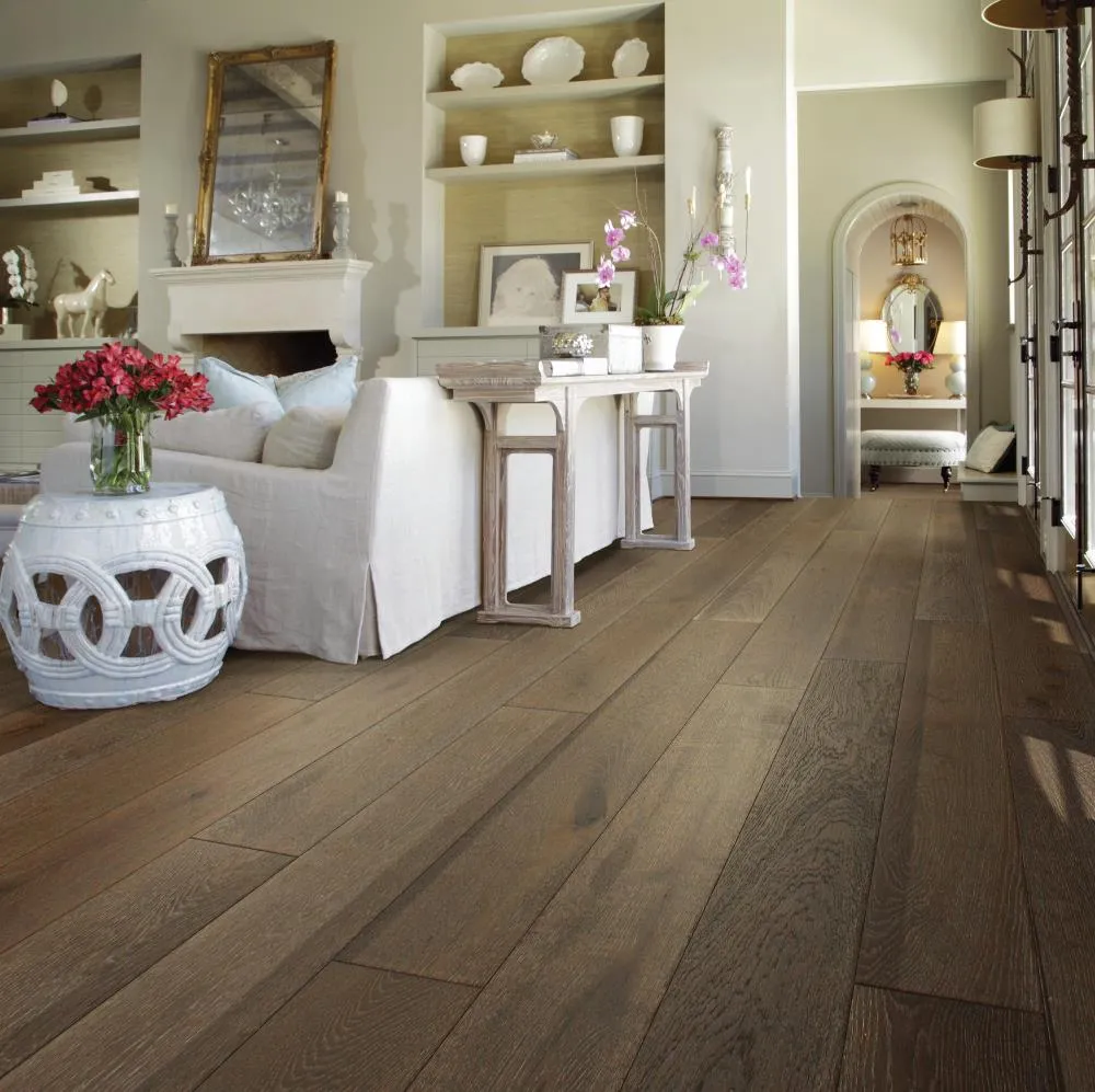 Shaw Avondale Rustic Oak 9/16-in T x 7-1/2-in W Wirebrushed Engineered Hardwood Flooring ( 31.09-sq ft / Carton ), photo 2 of 7