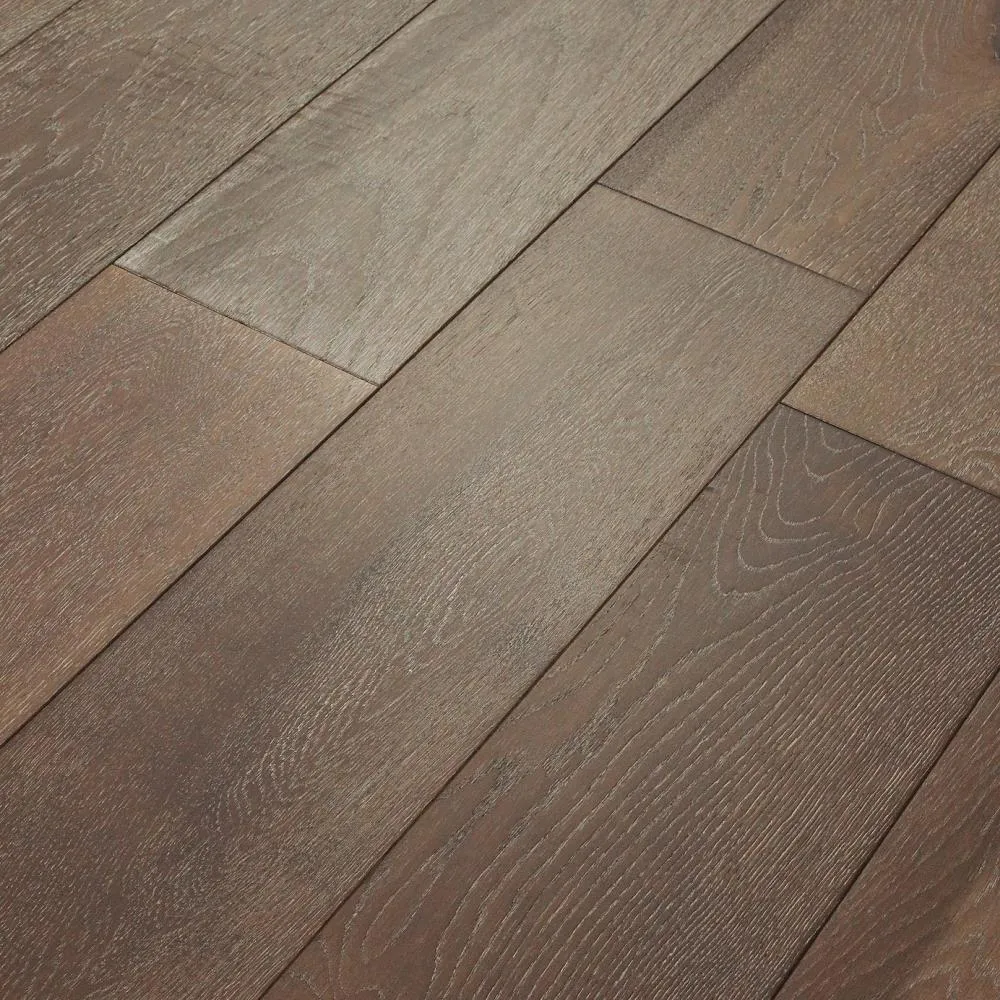 Shaw Avondale Rustic Oak 9/16-in T x 7-1/2-in W Wirebrushed Engineered Hardwood Flooring ( 31.09-sq ft / Carton ), photo 3 of 7