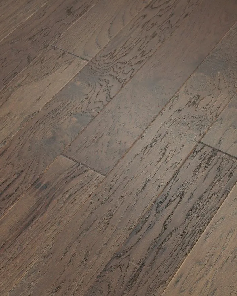 Shaw Farmhouse Sumac Hickory 3/8-in T x 5-in W Wirebrushed Engineered Hardwood Flooring ( 23.66-sq ft / Carton ), photo 3 of 9