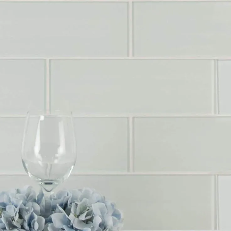 MSI Ice Glossy 4 in. x 12 in. Glass White Subway Tile (2 sq. ft. / case), photo 4 of 4