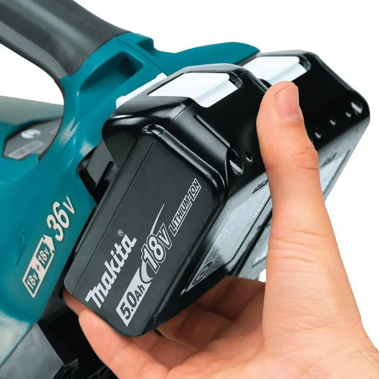 Makita 18-Volt X2 (36V) LXT 473 CFM 120 MPH Brushless Cordless Blower Kit with 4 Batteries (5.0Ah) with Flat End Nozzle, XBU02Z, photo 4 of 11