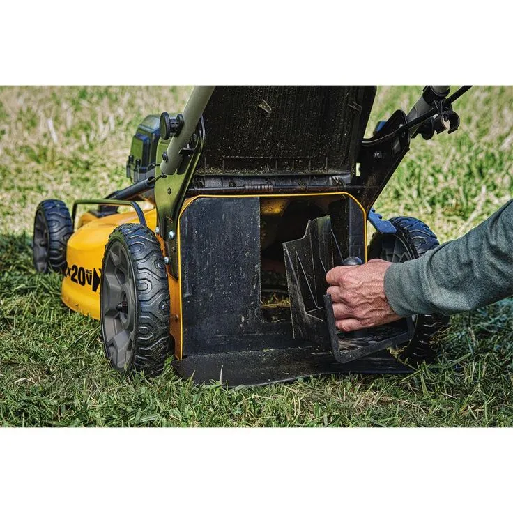 DEWALT 20 in. 20V MAX Lithium Ion Cordless Battery Walk Behind Push Lawn Mower with (4) 5.0Ah Batteries and Charger Included, photo 3 of 11