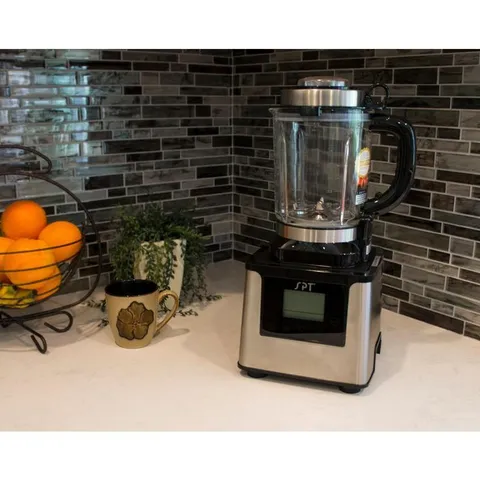 Pulverizing 67 oz. 9-Speed Black Blender with Built-In Timer