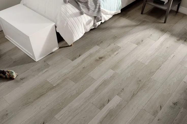 Style Selections Tanglewood Birch 3-mil x 6-in W x 36-in L Water Resistant Peel and Stick Luxury Vinyl Plank Flooring, photo 7 of 8