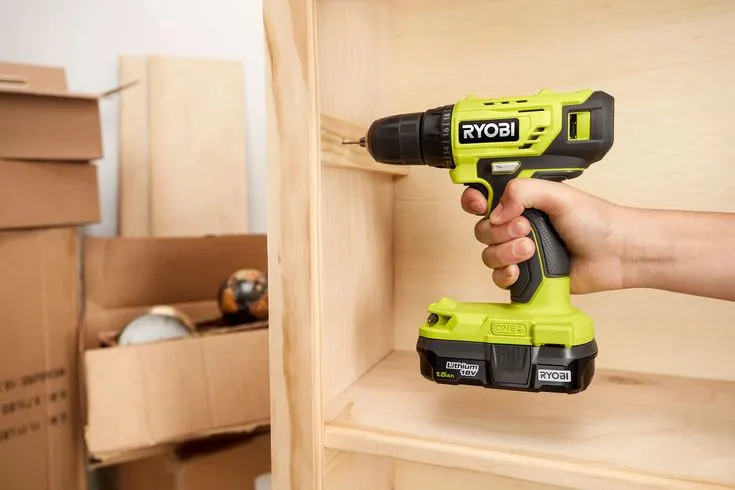 RYOBI ONE+ 18V Cordless 3/8 in. Drill/Driver Kit with 1.5 Ah Battery and Charger w/ Black Oxide Drill and Drive Kit (31-Piece), photo 4 of 5