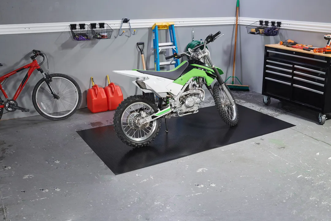 G‑Floor Motorcycle Mat, Ribbed – 55 Mil Base, 5' x 10' Midnight Black Roll-Out Vinyl, photo 2 of 8