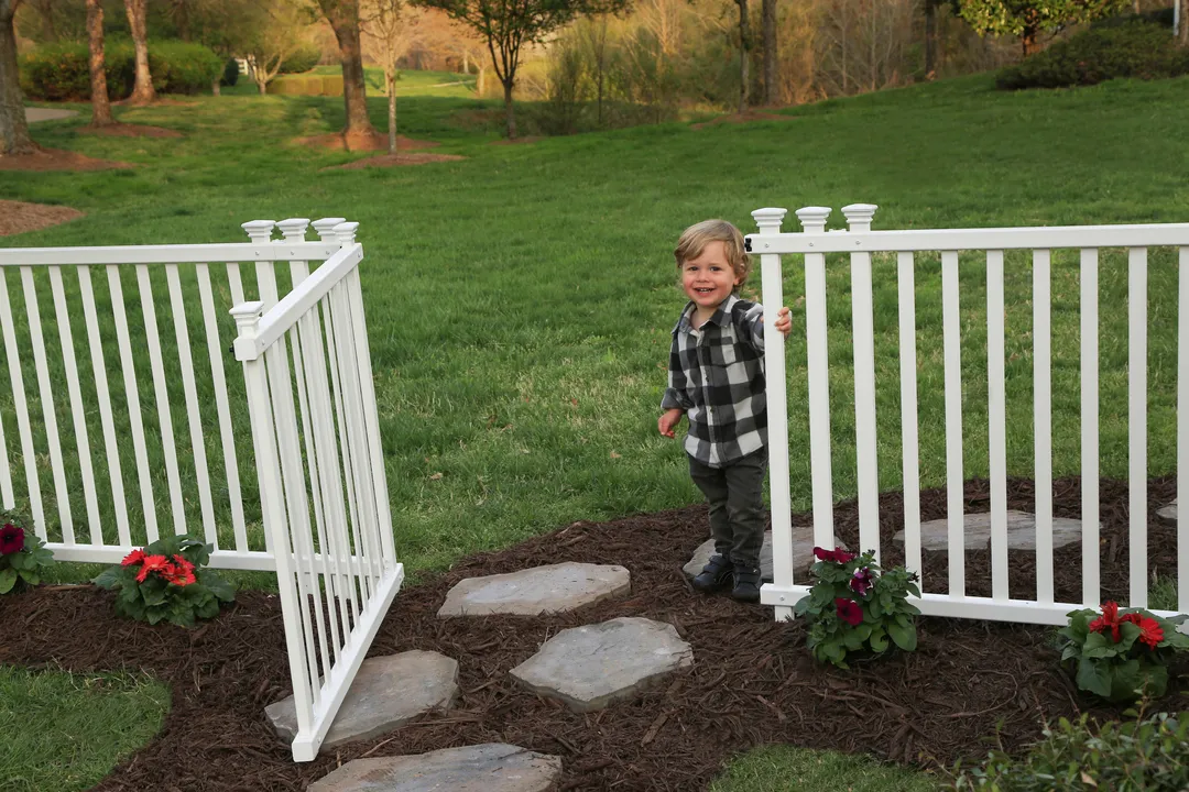 Zippity Outdoor Products Baskenridge 3-ft H x 4.25-ft W White Vinyl Flat-top Fence Gate Kit (Unassembled), photo 2 of 6