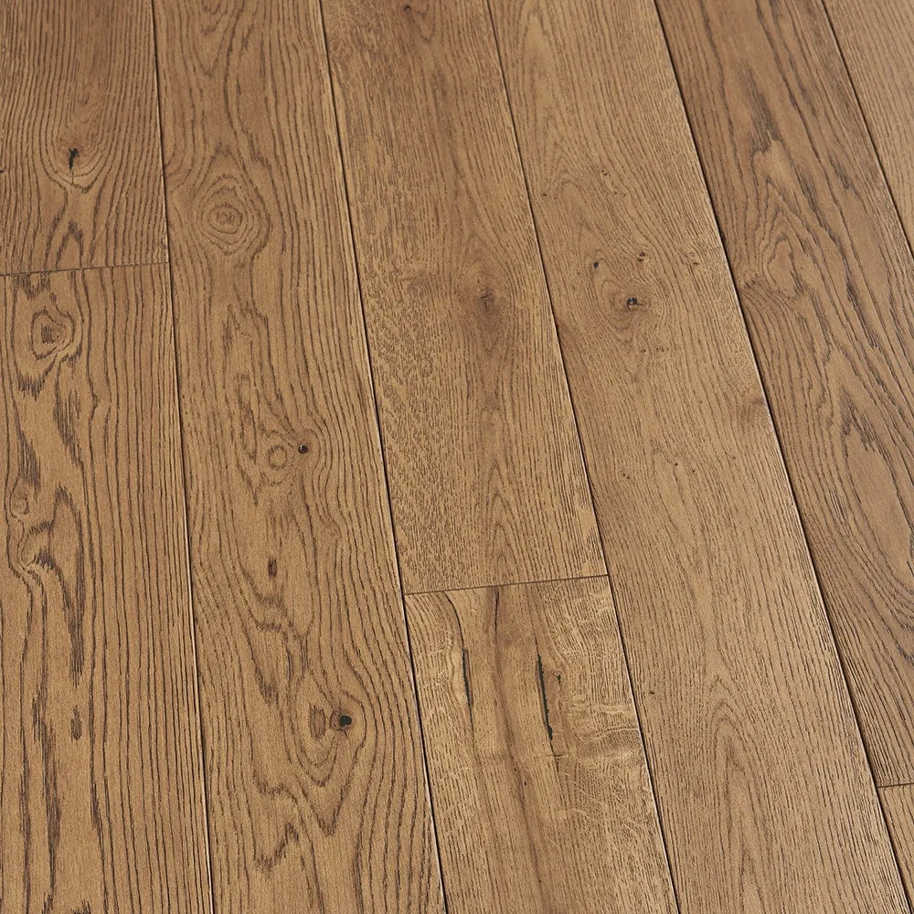Villa Barcelona Ascent French oak 3/4-in T x 5-in W Water Resistant Wirebrushed Solid Hardwood Flooring ( 22.6-sq ft / Carton ), photo 3 of 7
