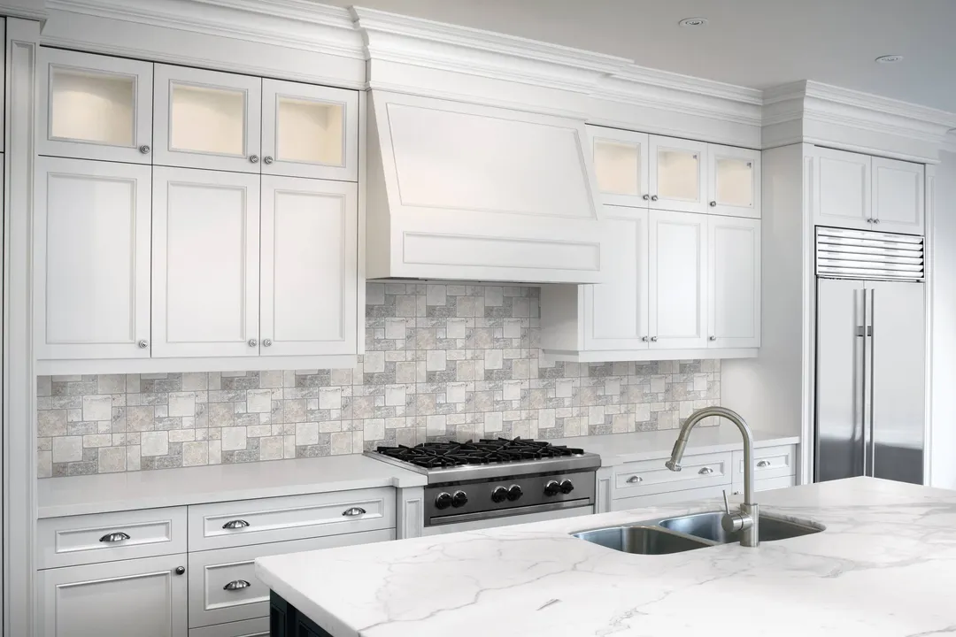 Satori Silver Crescent 12-in x 12-in Honed Travertine Versailles Stone-Look Mosaic Wall Tile, 1-sq ft Piece, photo 7 of 9