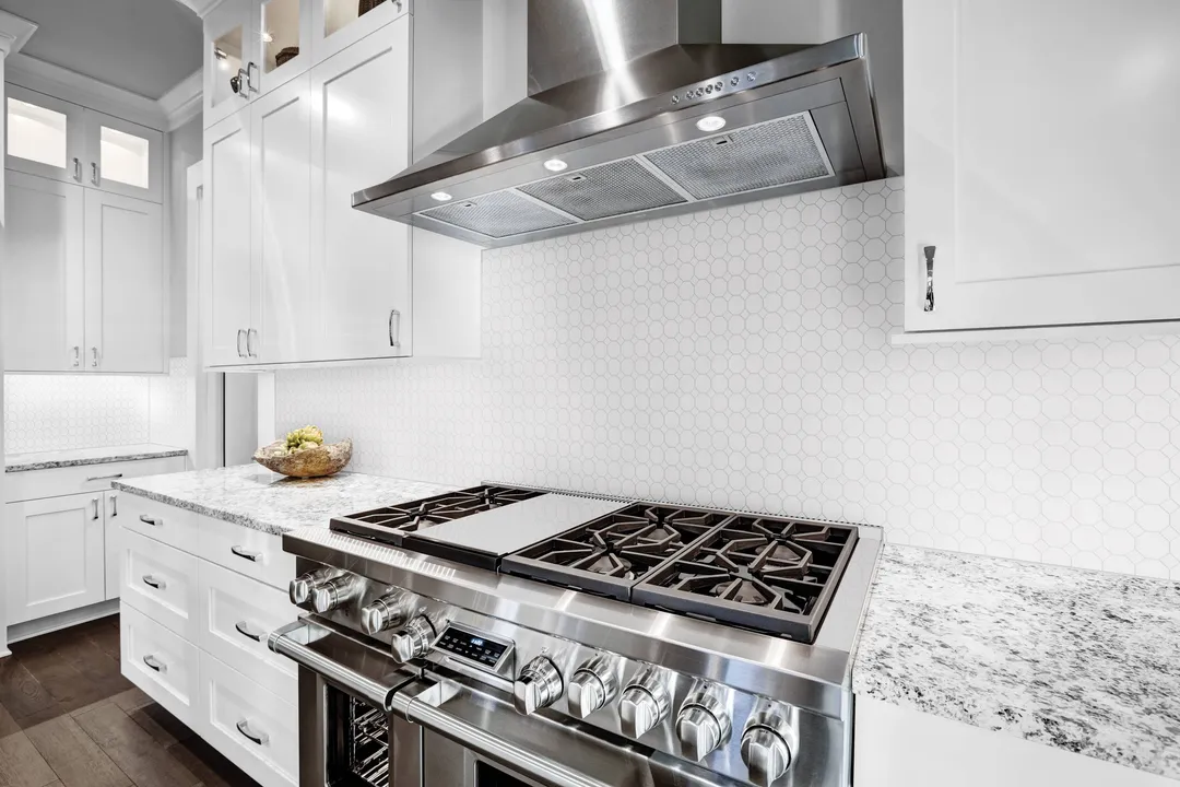 Satori Hudson Brilliant White Bistro 12-in x 12-in Matte Porcelain Hexagon Wall Tile (0.91-sq ft per Piece), photo 6 of 7
