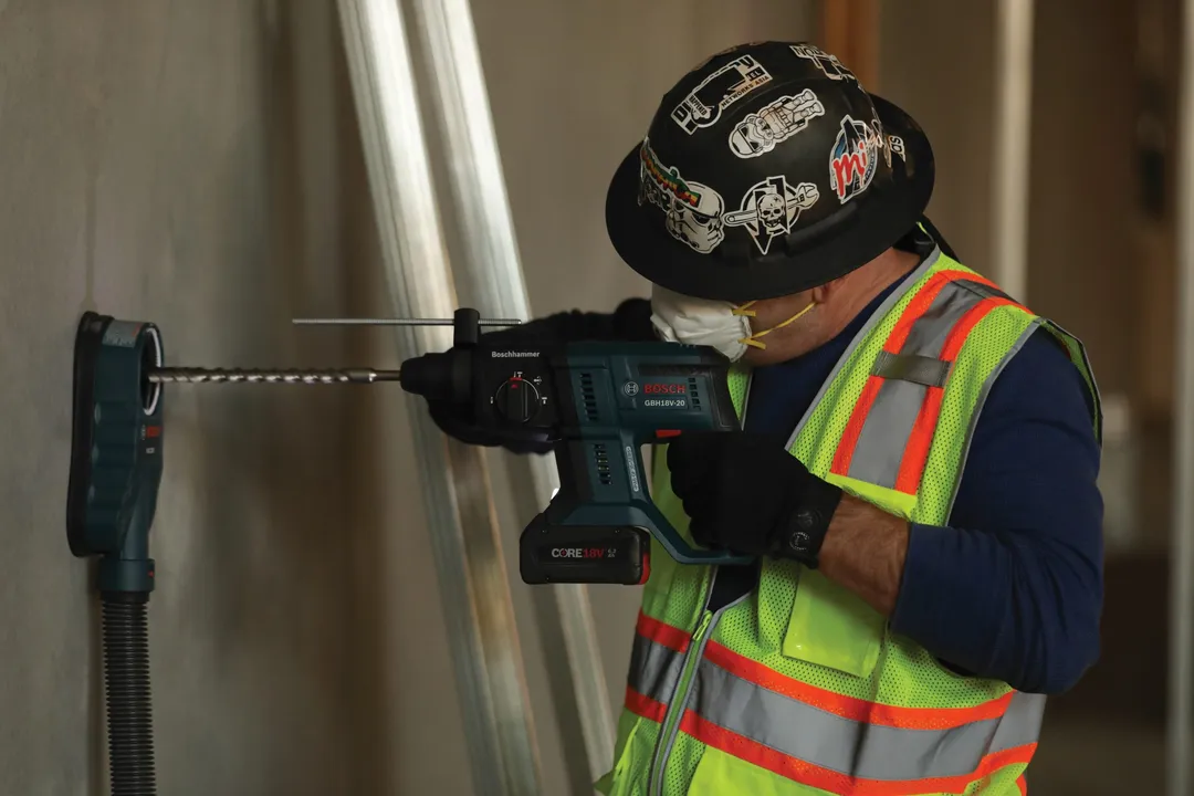 Bosch Bulldog CORE18V 3/4-in SDS-plus Variable Speed Cordless Rotary Hammer Drill (Tool Only), photo 8 of 8